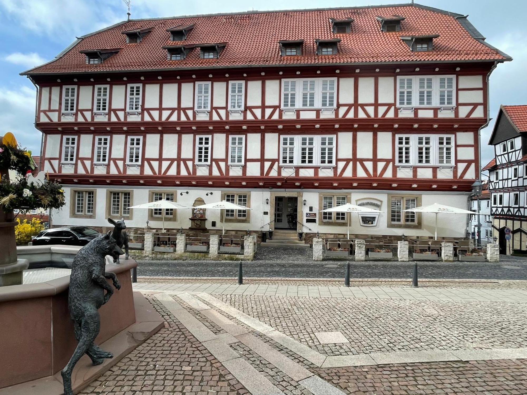 Altes Rathaus Hotel-Restaurant-Café Wolfhagen Exterior foto